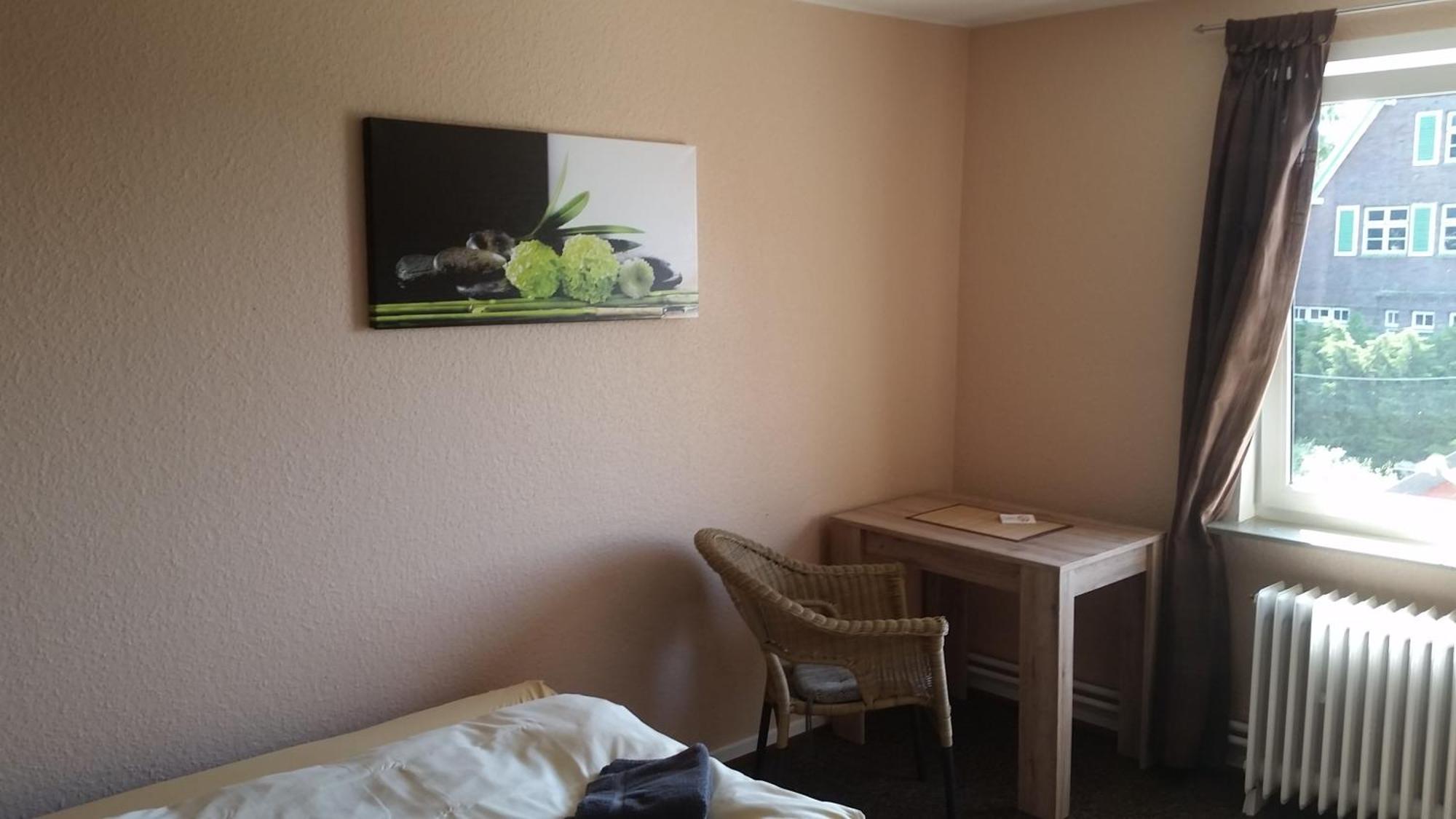 Hotel Deutsches Haus Francop Hambourg Chambre photo