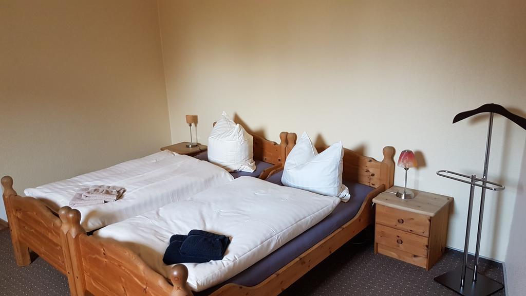 Hotel Deutsches Haus Francop Hambourg Extérieur photo
